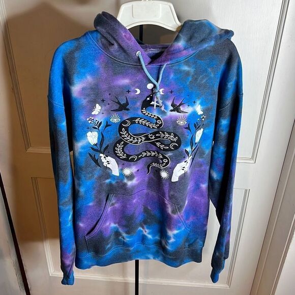 Hot Topic Dark Magic Tie-Dye Hoodie Snakes NWOT Medium - Picture 2 of 6